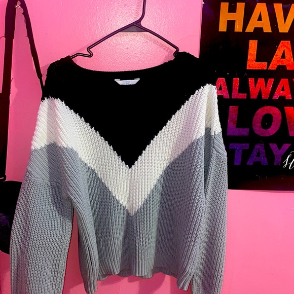 Cozy Sweater - Picture 1 of 2